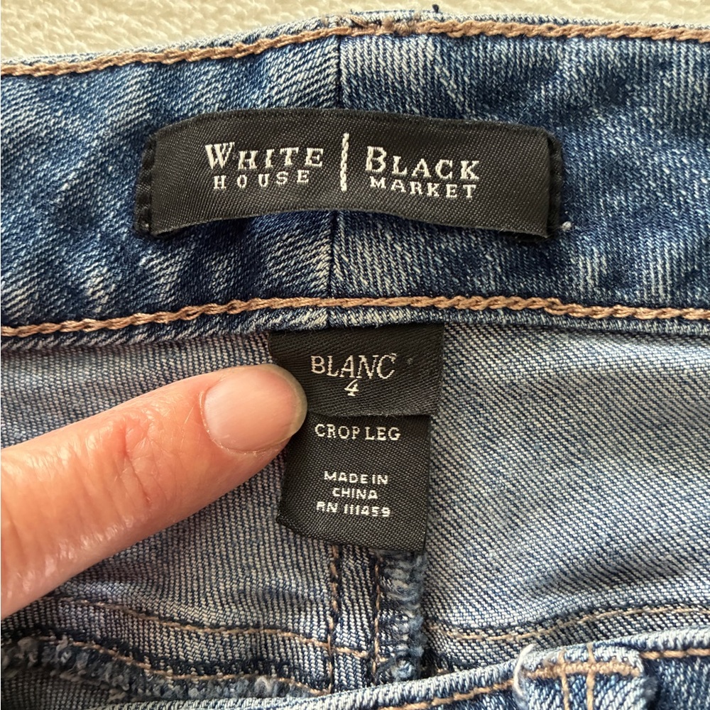 White House Black Market Blanc Crop Jeans 4 Blue Straight Leg Denim WHBM Casual - Picture 16 of 16